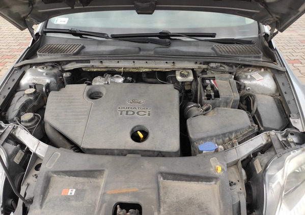 Ford Mondeo cena 19000 przebieg: 260000, rok produkcji 2010 z Olsztyn małe 352